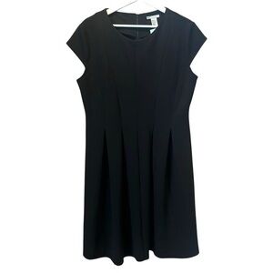 New H&M Women’s Large Fit and Flare Dress Black Size XL NWT